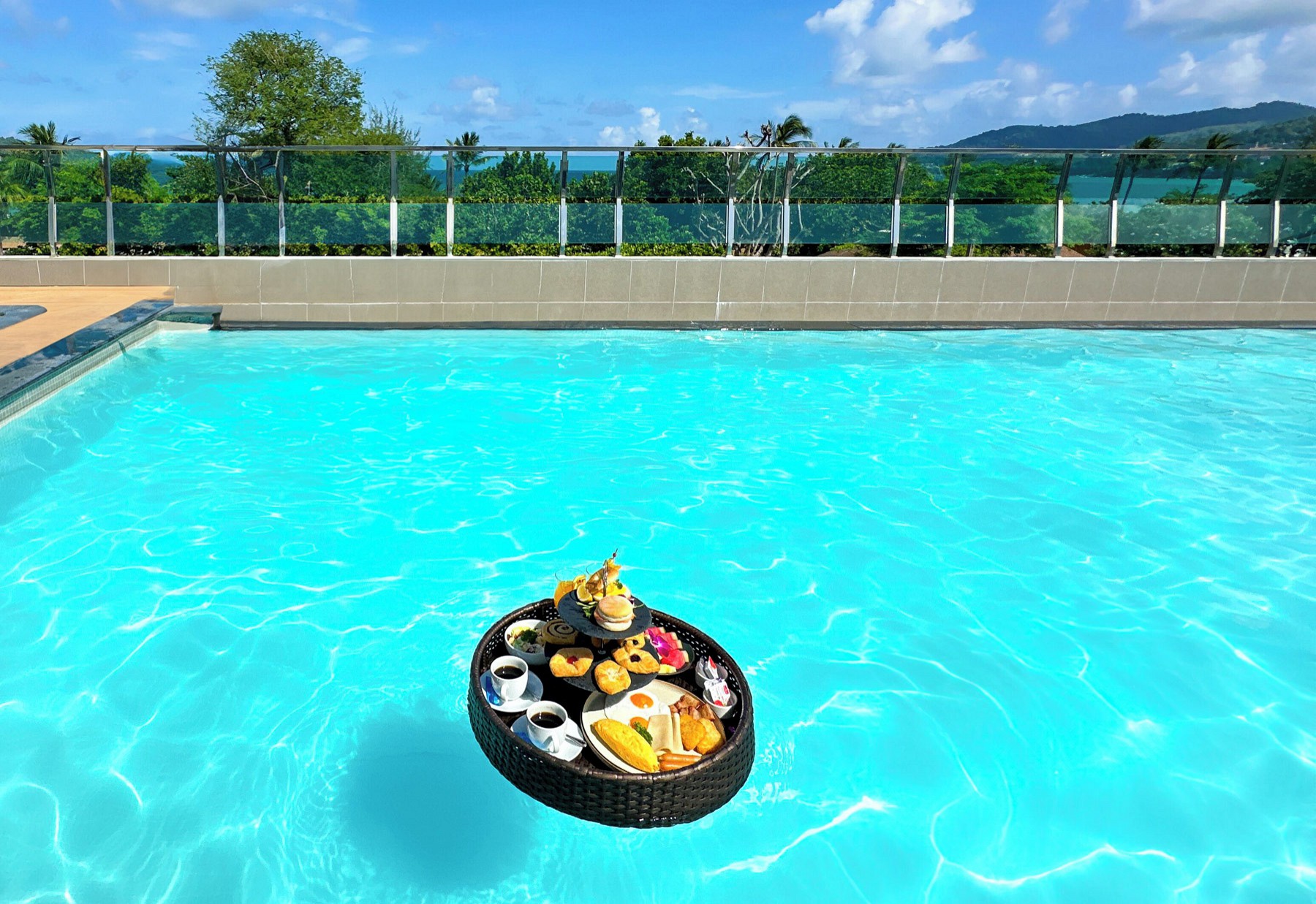 Floating Breakfast