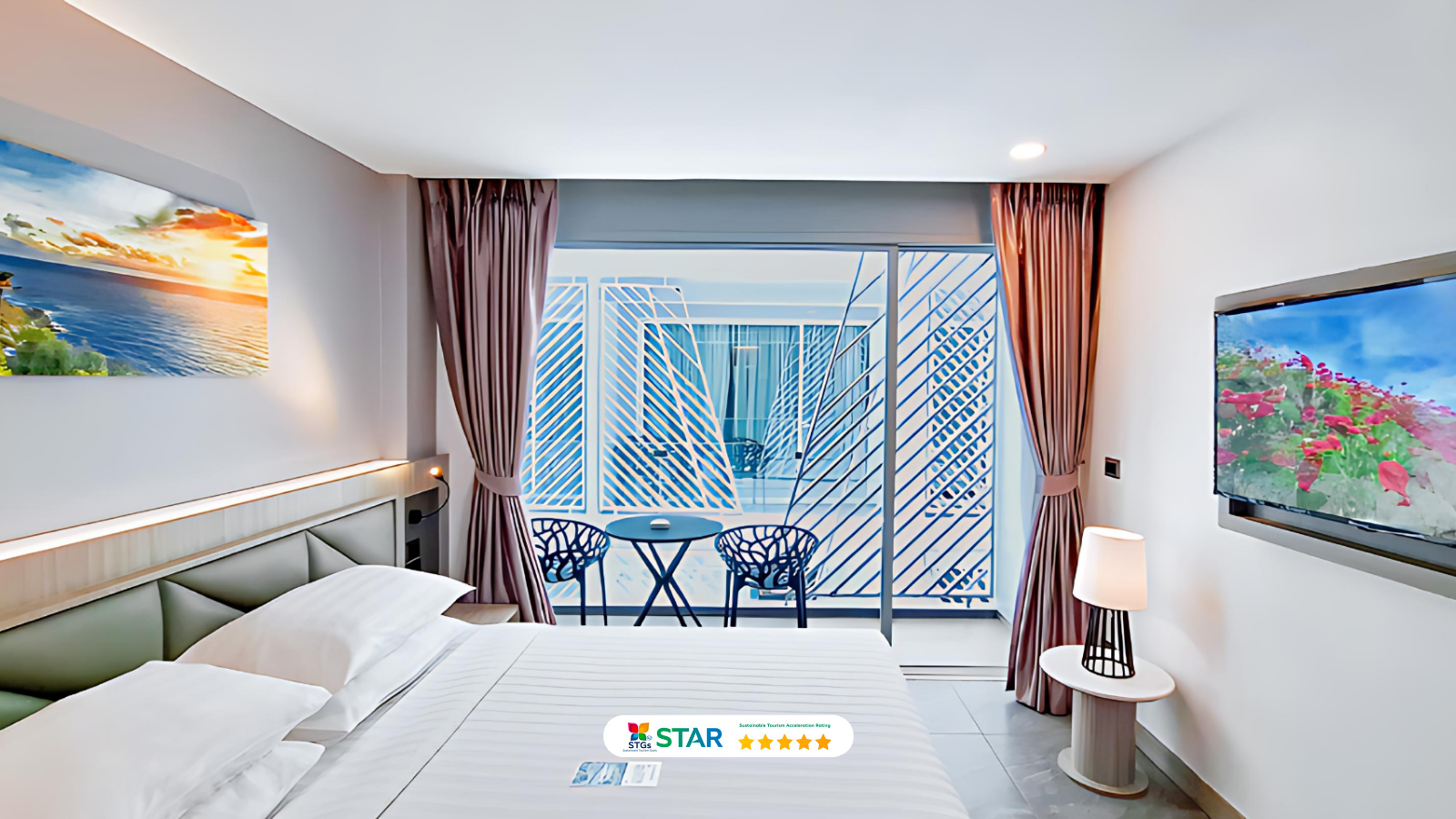 Superior Standard King Room Balcony