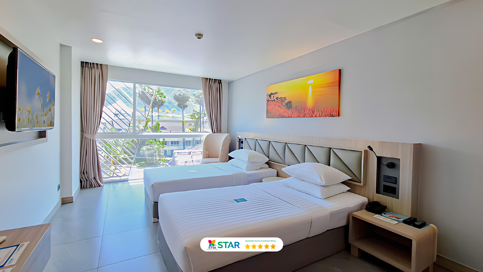 Premium Superior Twin Mountain View