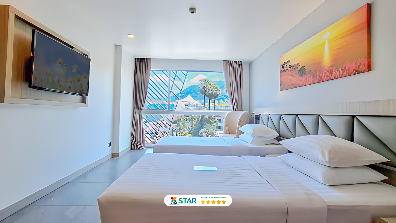 Premium Superior Twin Mountain View