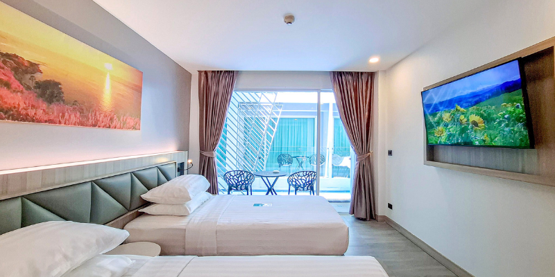 Deluxe Twin Balcony Room