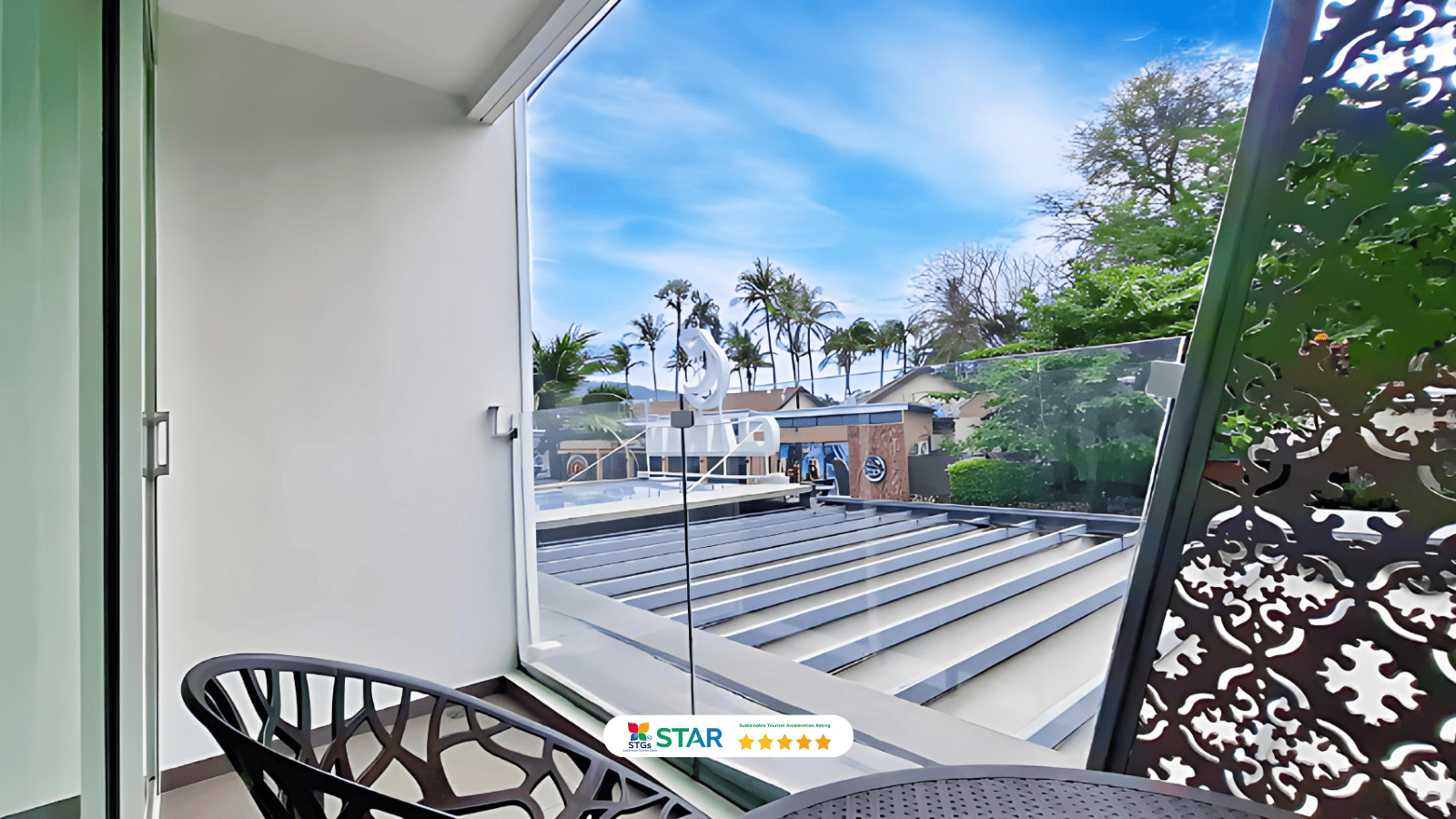 One Bedroom Suite City View